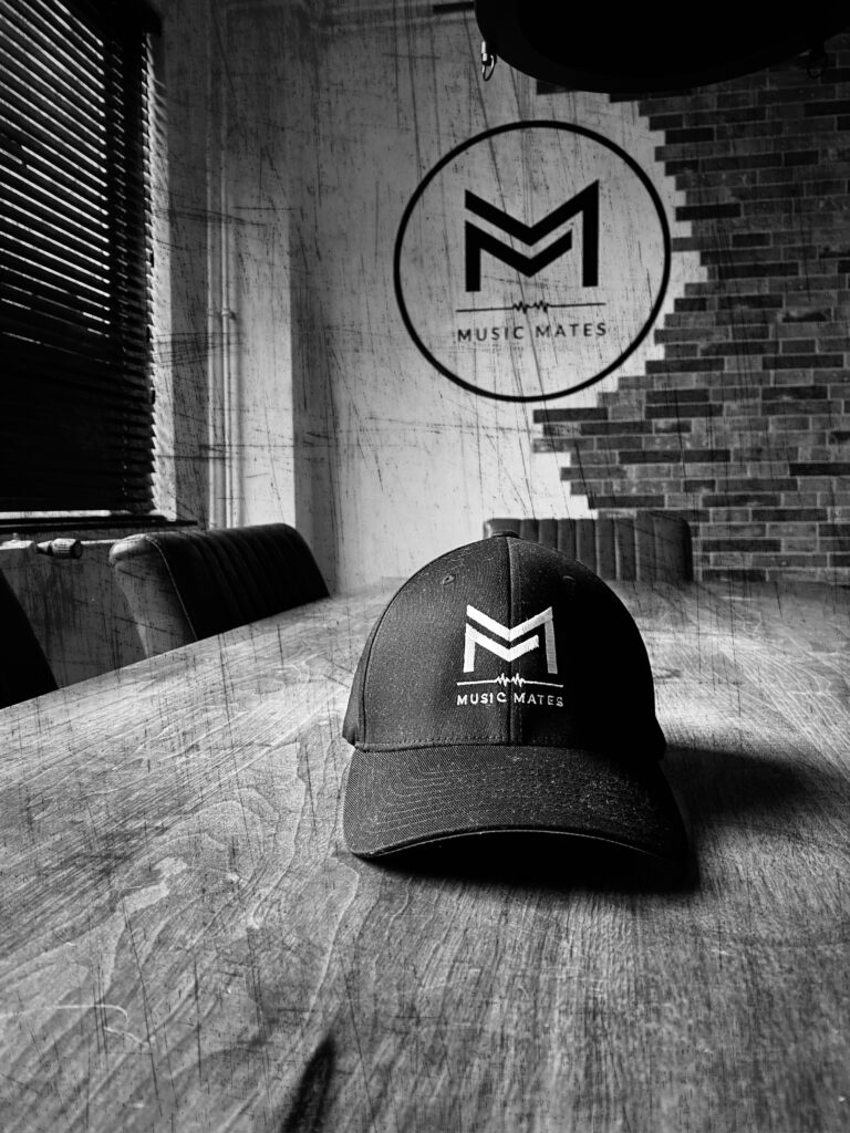 DE872831 0172 4A0B 8A69 D828E5B07D93 768x1024 1