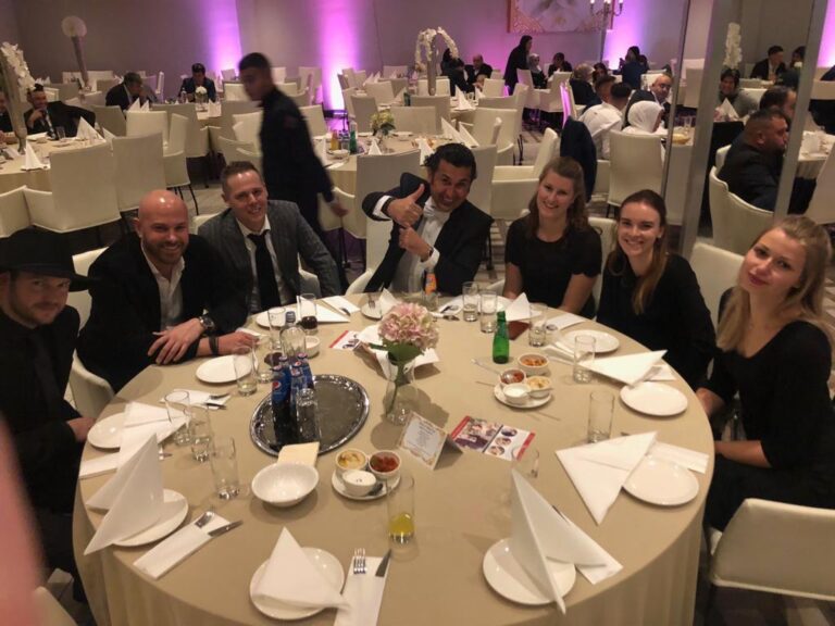 c400395a 0903 4d22 a271 9f5b27d41a95